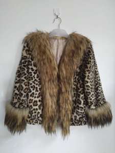 Faux/Fake Fur Coat, Women′s Clothing, Good Quality, Fashion